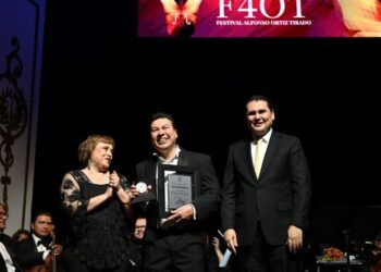 Clausuran con gran éxito el FAOT con la entrega de la medalla ‘Alfonso Ortiz Tirado’ y el reconocimiento al ‘Talento Joven’