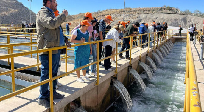 Recorren participantes del concurso Salvemos el Aguah potabilizadoras del Municipio