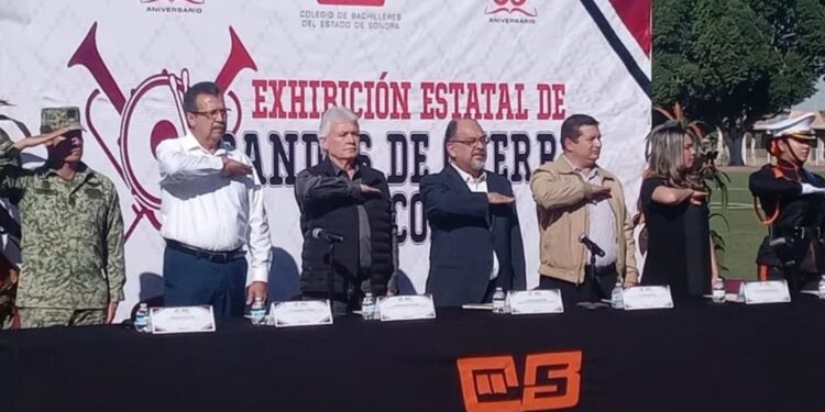 Realiza Cobach Sonora gran exhibición de Escoltas y Bandas de Guerra
