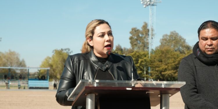 Inaugura primera dama el Festival Atlético Juan Pedro Toledo Domínguez