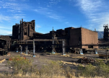Cierre de AHMSA dejó «un daño incalculable», acusan ex trabajadores
