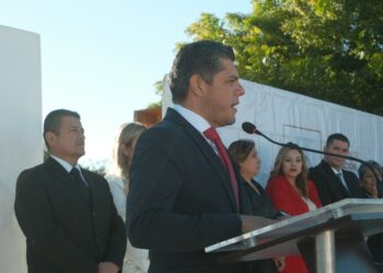 Todo listo para el desfile del Día de la Bandera Nacional