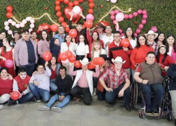 Jóvenes del Centro de Capacitación Ocupacional «Manos a la Vida» celebran el Día del Amor y la Amistad