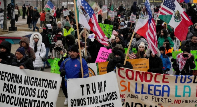 Migrantes ya comienzan a ocupar vacantes ofrecidas por el sector privado: CCE