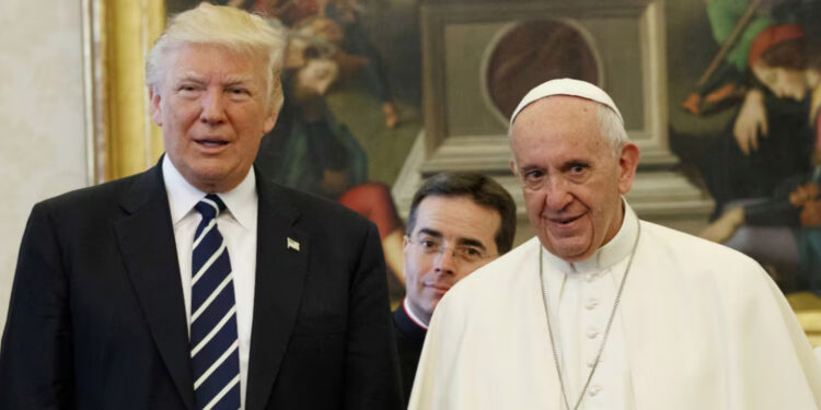 Papa Francisco rechaza política de deportaciones de Donald Trump