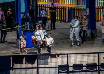 Reasignan a funcionario del ICE por bajas cifras de deportaciones en EU