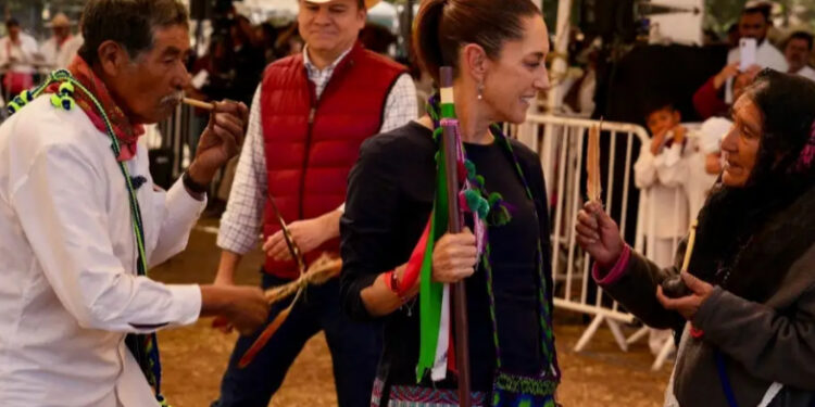Invita Sheinbaum a pueblos indígenas a participar en elección judicial