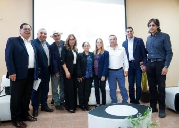 Acerca el Gobierno de Sonora arte y cultura de talla internacional a estudiantes universitarios: Froylán Gámez