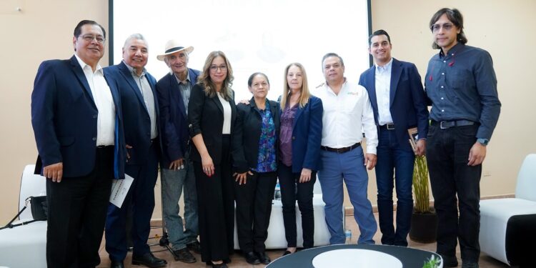 Acerca el Gobierno de Sonora arte y cultura de talla internacional a estudiantes universitarios: Froylán Gámez
