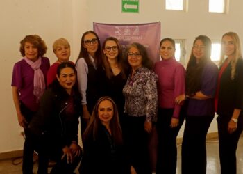 Realiza Ayuntamiento de Guaymas conferencia en conmemoración del Día Internacional de la Mujer.