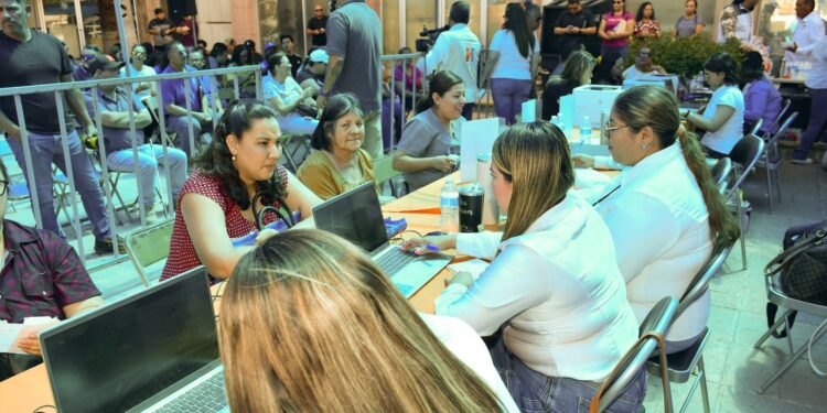 Se benefician hermosillenses con Maratón de Descuentos de Tesorería Municipal y Agua de Hermosillo