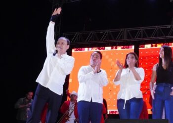 Celebra Gobernador Durazo exitosa inauguración del Malecón de Huatabampito ante 10 mil asistentes y saldo blanco