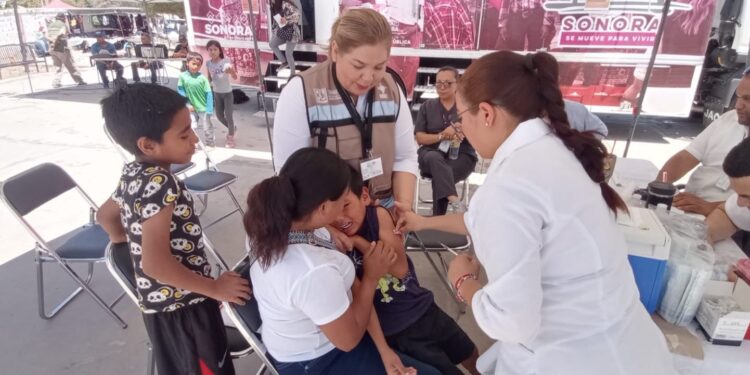 Llama Gobierno de Sonora a vacunarse contra influenza y covid-19 antes del 28 de marzo