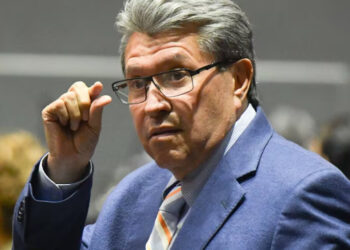 Seguirán reformas a ley del ISSSTE en congeladora; no se perjudicará a maestros: Monreal