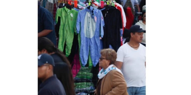 Amago de aranceles reduce 20% pedidos de ropa mexicana
