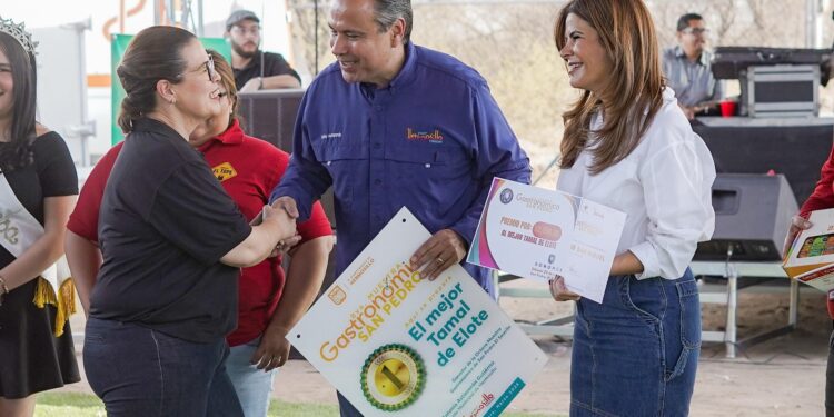 Celebra Toño Astiazarán éxito de la 8va Muestra Gastronómica de San Pedro