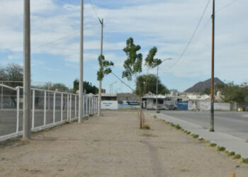 Beneficia Ayuntamiento de Hermosillo a familias de Tierra Nueva con programa “Ilumina Tu Calle”