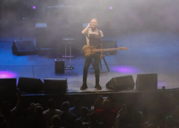 Ofrece Sting un viaje musical a sus seguidores en el Auditorio Nacional