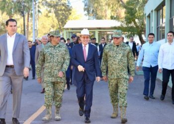 Gobernador Durazo encabeza golpe a la delincuencia con destrucción de armamento en Sonora por Ejército Mexicano