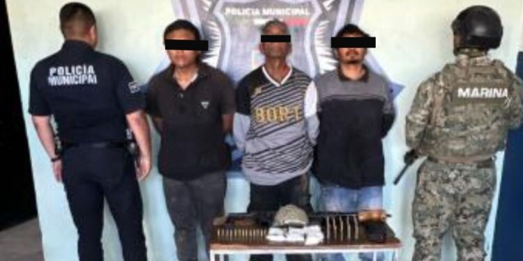 Detiene operativo coordinado a tres sujetos con arma de fuego en Cajeme