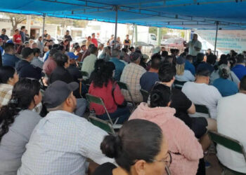 Atiende AGUAH a más de 300 usuarios en la Jornada de Regularización