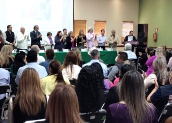 Reconocen por su desempeño a empleados del año y del tercer cuatrimestre 2024