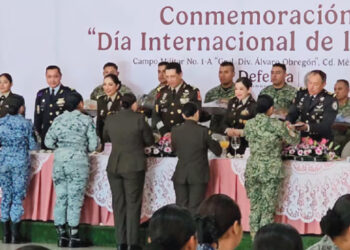 Defensa reconoce labor de mujeres militares en el Día Internacional de la Mujer
