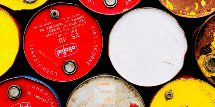 Trump revoca permisos de petroleras, entre ellas Repsol, que exportan crudo venezolano