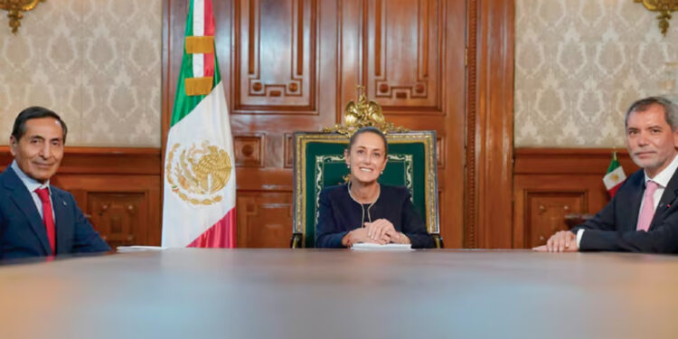 Sale Ramírez de la O y entra Édgar Amador
