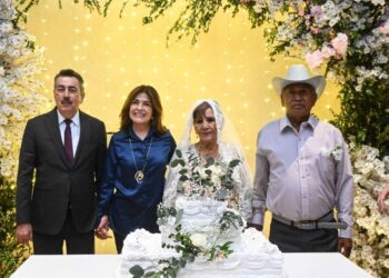 220 parejas formalizan su unión en ceremonia de matrimonios colectivos 2025 en Cajeme