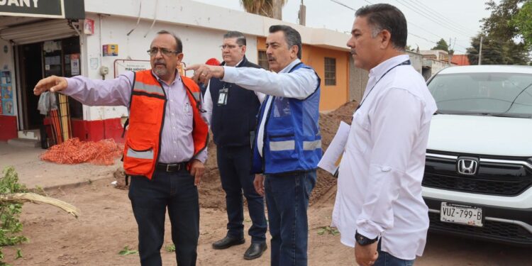 Supervisa Javier Lamarque distintas obras de rehabilitación hidrosanitaria