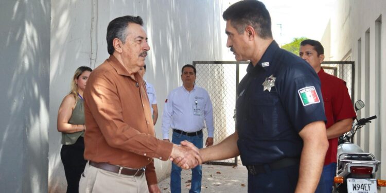 Javier Lamarque realiza recorrido de supervisión de la rehabilitación y modernización de la SSPM en Cajeme