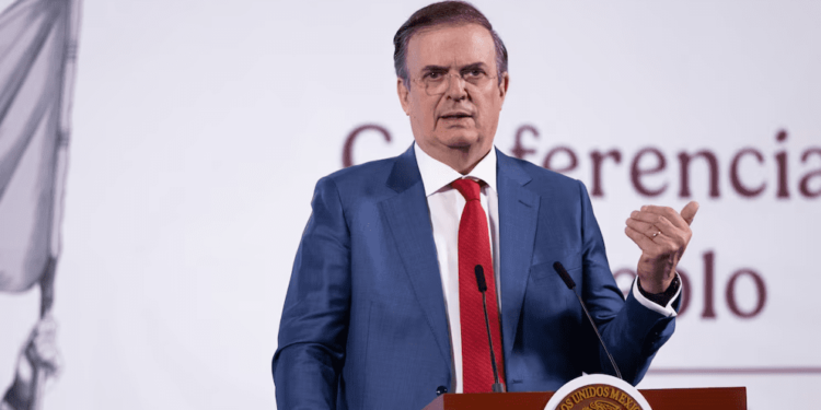 Ningún proyecto de inversión se ha cancelado por aranceles de EU: Ebrard
