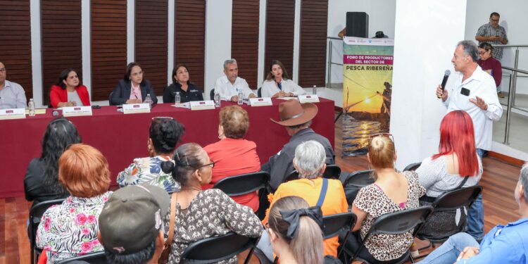 Participa Ayuntamiento de Guaymas en el Foro de Productores del sector Pesca Ribereña