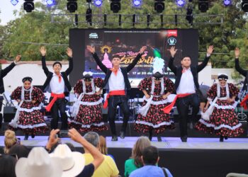 Disfrutan cientos de familias del arranque de semana santa 2025 EN CÓCORIT