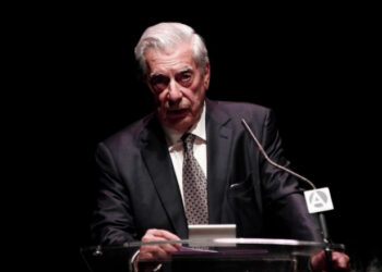 «Adiós a Mario Vargas Llosa»: Elena Poniatowska