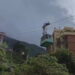 Tragedia en Semana Santa, cae teleférico; al menos tres muertos