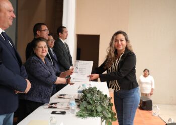 Entrega Gobierno de Sonora más de mil 200 certificados de educación profesional técnica: Cecyte