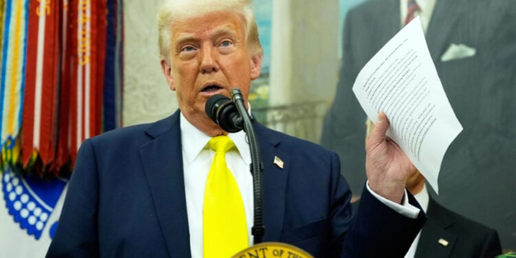 Cumple Trump 100 días frente a EU en medio de guerra arancelaria sin precedentes