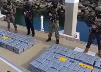 Detienen en Costa Rica a tres mexicanos a bordo de un millonario yate y más de 800 kilos de droga