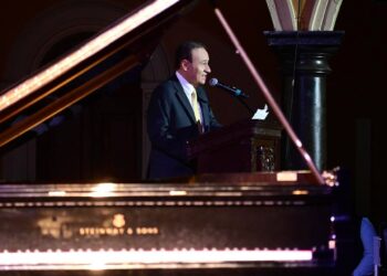 Gobernador Durazo logra récord histórico de más de 550 postulaciones de artistas para FAOT 2026