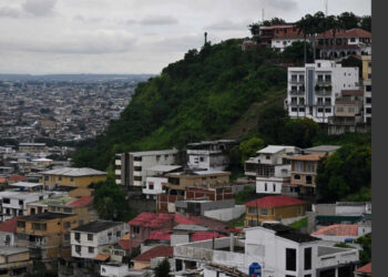 Decreta Ecuador estado de excepción ante «extrema» violencia