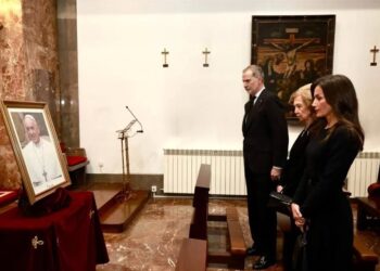 Los reyes de España asistirán al funeral del papa Francisco