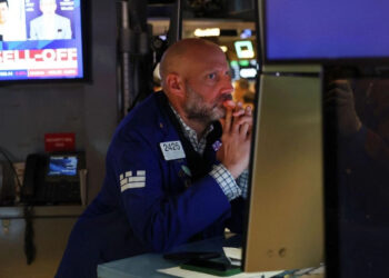 Pierde Wall Street más de 6 billones de dólares