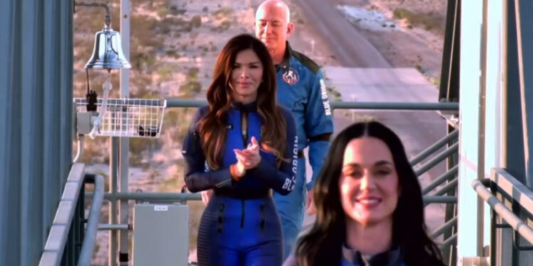 Katy Perry cumple su sueño de viajar al espacio en el vuelo NS-31 de Blue Origin