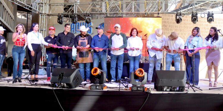 Preside en Cajeme Javier Lamarque “3 Edición Del Festival Del Asado: Fuego Y Sabor»