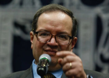 Lomelí Vanegas convocará a la Comisión de Legislación Universitaria para revisar reglamento