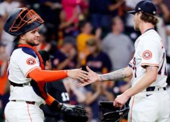 Isaac Paredes conecta jonrón en triunfo de Astros sobre Azulejos