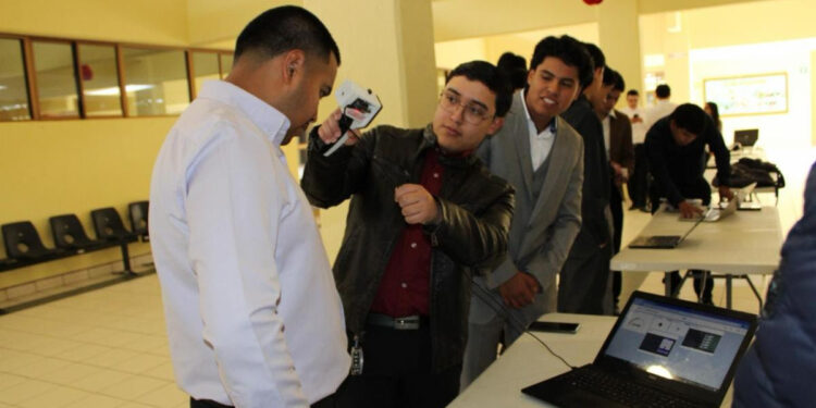 Presenta alumnado de la UTNogales soluciones tecnológicas innovadoras para facilitar la vida cotidiana