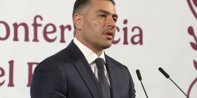 Familia de Ovidio se entregó a EU por negociación con Justicia: Harfuch